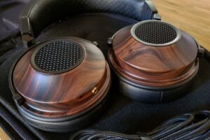 KLH Unveils First Headphones and IEMs: Ultimate One and Two 1