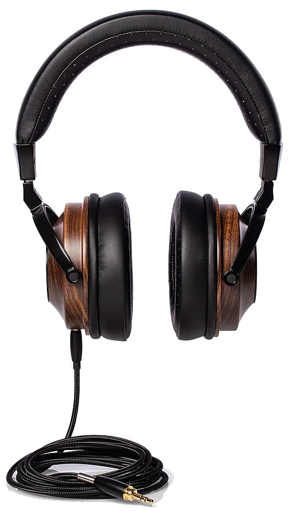 KLH Ultimate One Headphone Reviews from hifi news